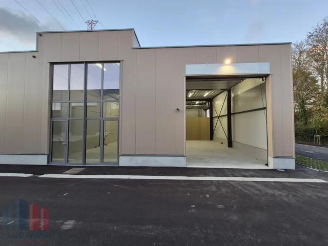 Local Commercial location à Wevelgem, West-Vlaanderen