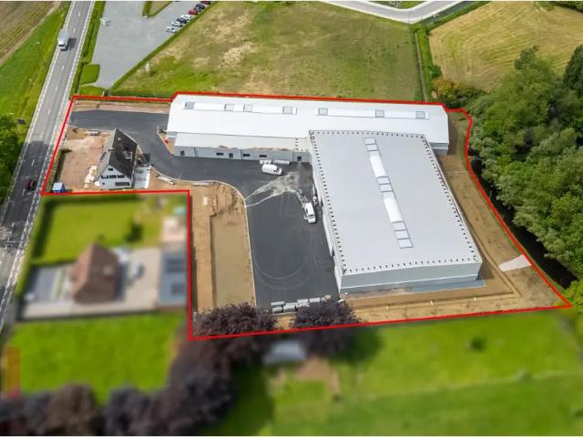Local Commercial location à Wichelen, Oost-Vlaanderen