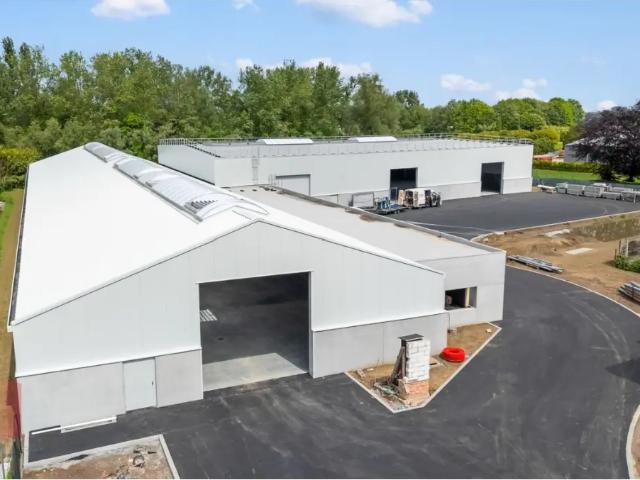 Local Commercial location à Wichelen, Oost-Vlaanderen