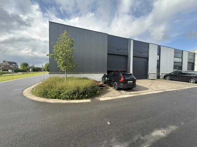 Local Commercial location à Wielsbeke, West-Vlaanderen