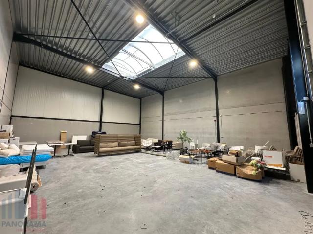 Local Commercial location à Wielsbeke, West-Vlaanderen