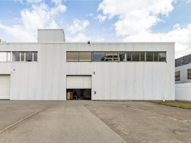 Local Commercial location à Woluwe-saint-etienne, Brabant