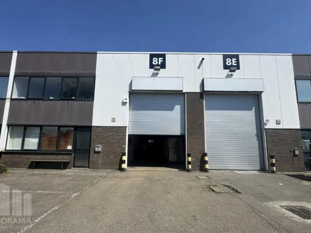 Local Commercial location à Woluwe-saint-etienne, Brabant