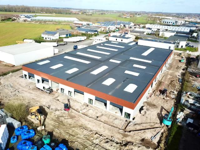 Local Commercial location à Zedelgem, West-Vlaanderen