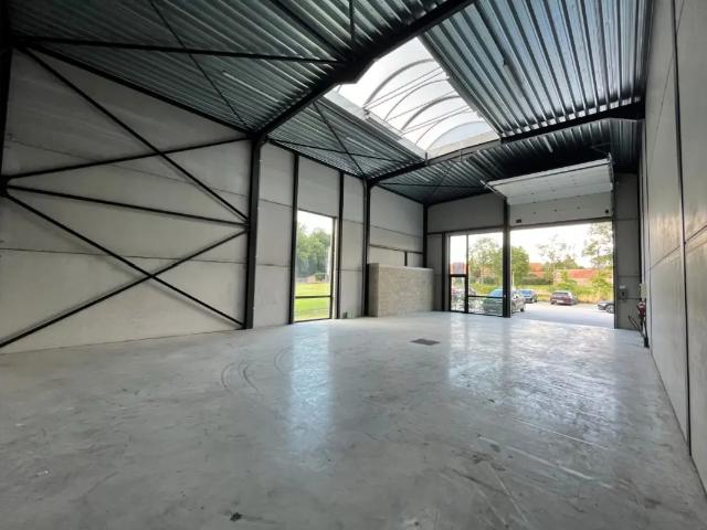 Local Commercial location à Wingene, West-Vlaanderen