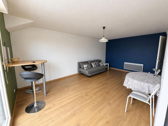 Studio location à Saint-Césaire, Nîmes
