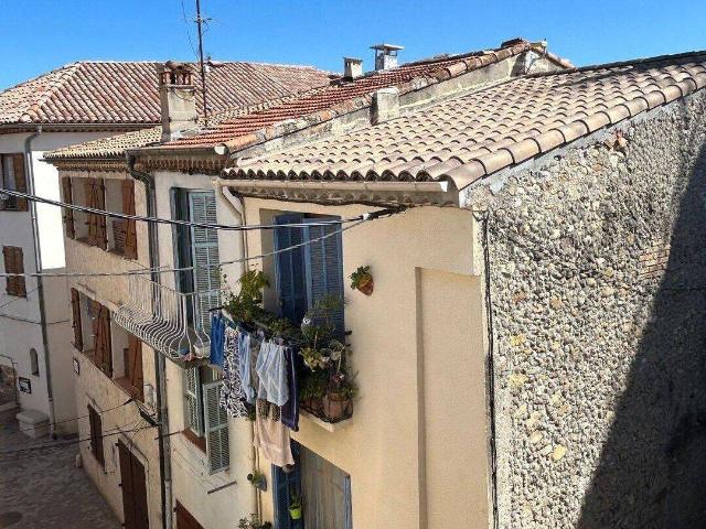 Appartement location à Saint-Laurent-du-Var, Alpes-Maritimes
