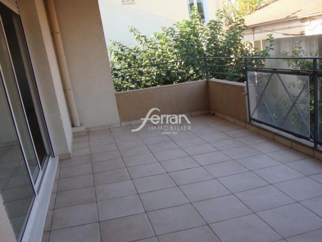 Appartement location à Arrondissement de Draguignan, Châteaudouble