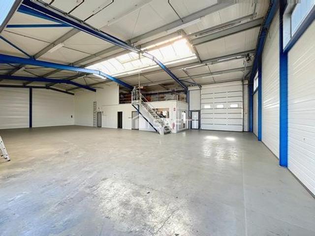 Local Commercial location à Dole, Bourgogne-Franche-Comté