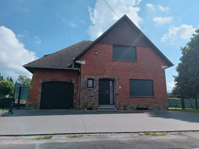 Chalet location à Chapelle-lez-herlaimont, Wallonie