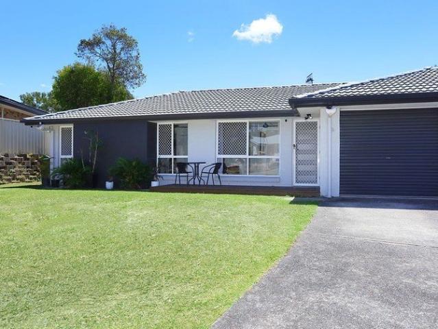 Duplex for rent in Oxenford, Gold Coast City