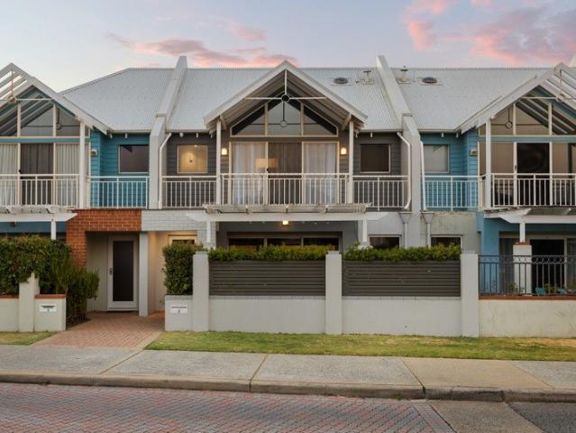 Townhouse for sale in Secret Harbour, Western Australia