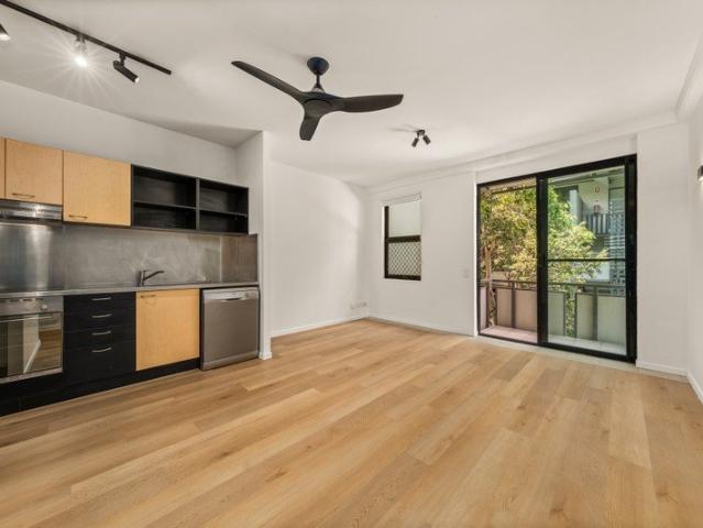 Apartment for rent in Teneriffe, Greater Brisbane
