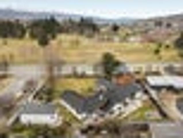 House for sale in Otakou