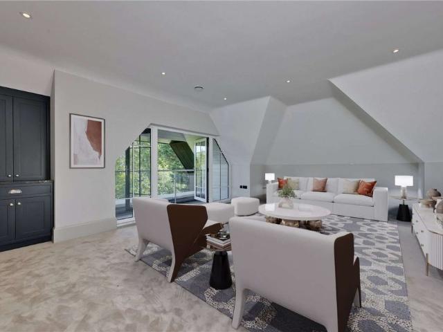 Apartment for rent in Lower Green Esher, Blackhills