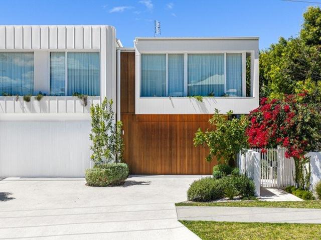 House for sale in Sunrise Beach, Noosa Shire