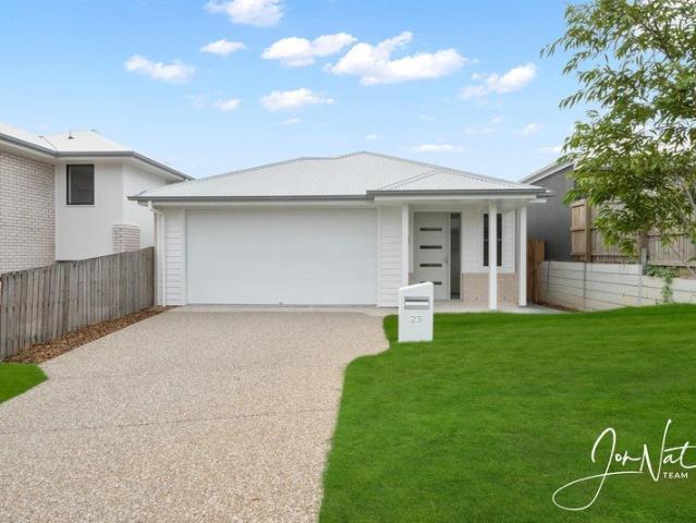 Cottage for sale in Toombul, Queensland