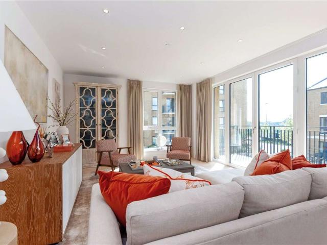 Apartment for rent in Strawberry Hill, Greater London