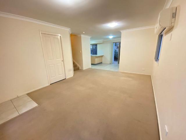 Townhouse for rent in Toombul, Queensland