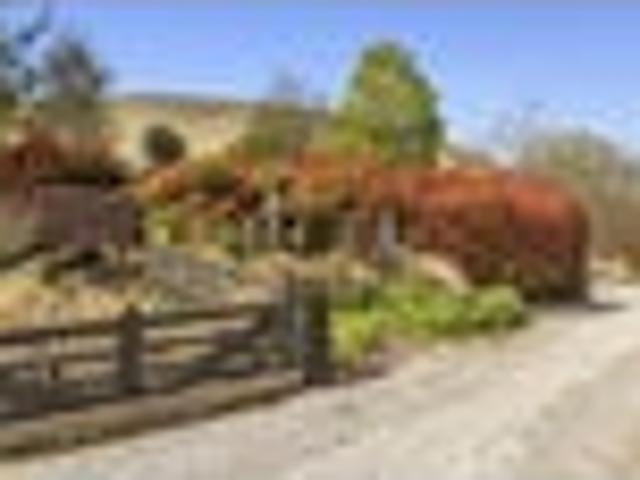 House for sale in Otakou