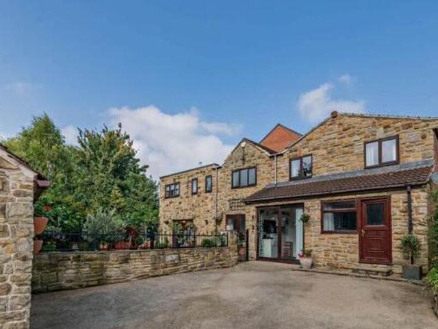 House for sale in Wombwell, South Yorkshire