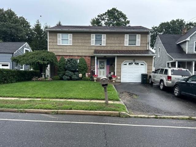 House for sale in Huntington, New York