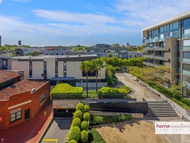 Apartment for sale in City Of Melbourne, Camerons Creek