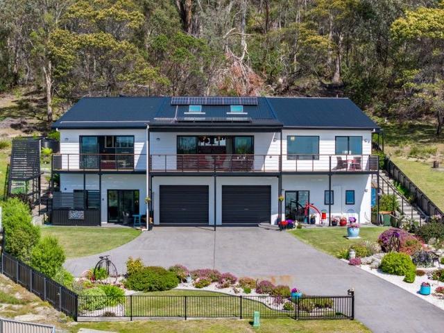 House for sale in Bicheno, Tasmania