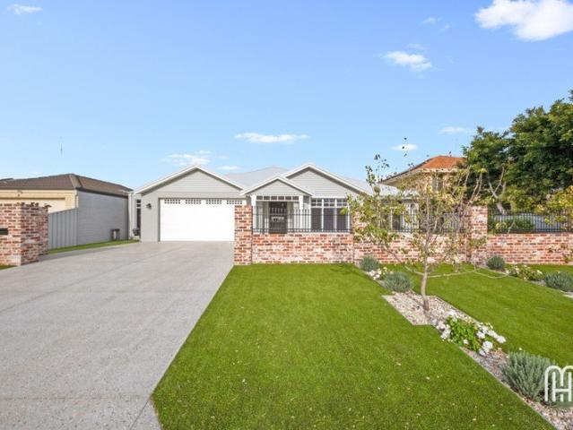 House for sale in Parklands, Western Australia