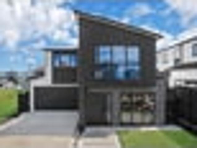 House for sale in Papakura