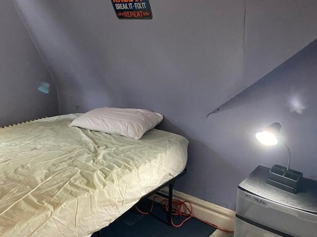 Room for rent in East Orange, New Jersey