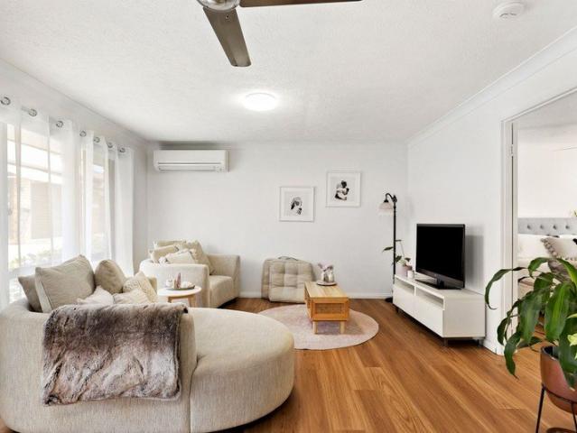 Villa for sale in Fernbrook, Queensland
