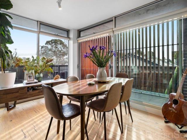Apartment for sale in Camerons Creek, Victoria