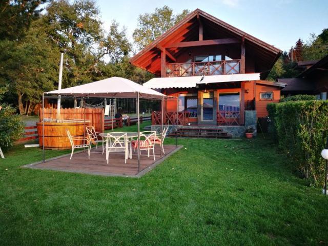 A Minutos De Pucón Orilla De Lago/, Pucón