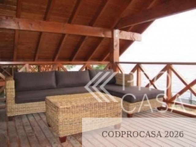 A Minutos De Pucón Orilla De Lago/, Pucón