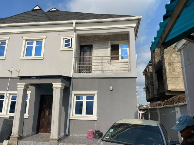 Detached house for sale in Alimosho, Lagos