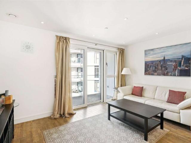 Apartment for rent in Battersea, Greater London