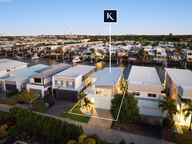 House for sale in Hope Island, Gold Coast City