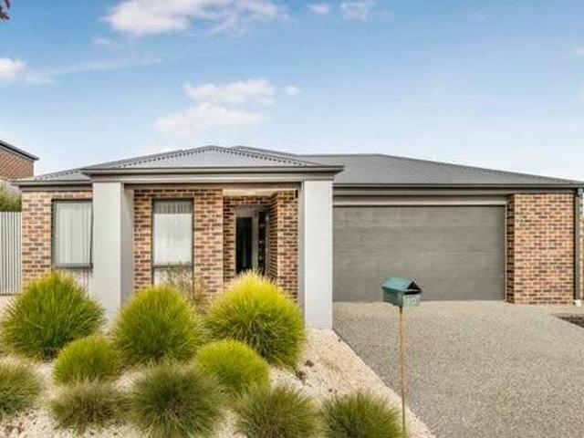 House for rent in Victoria