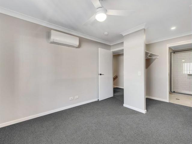 Townhouse for rent in Toombul, Queensland