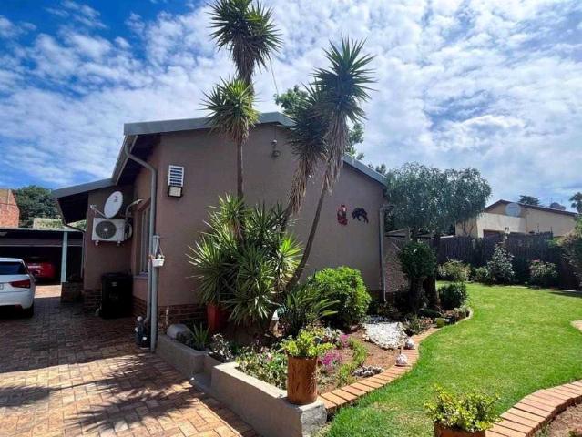 House for sale in Vosloorus, Gauteng