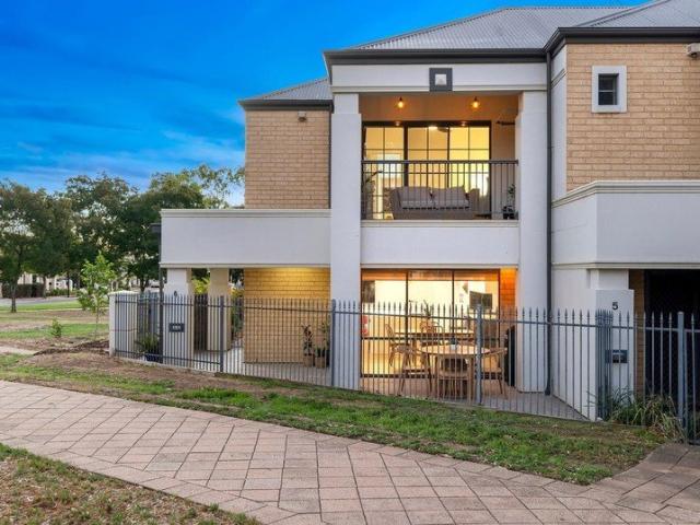 Townhouse for rent in Horseshoe Creek, South Australia