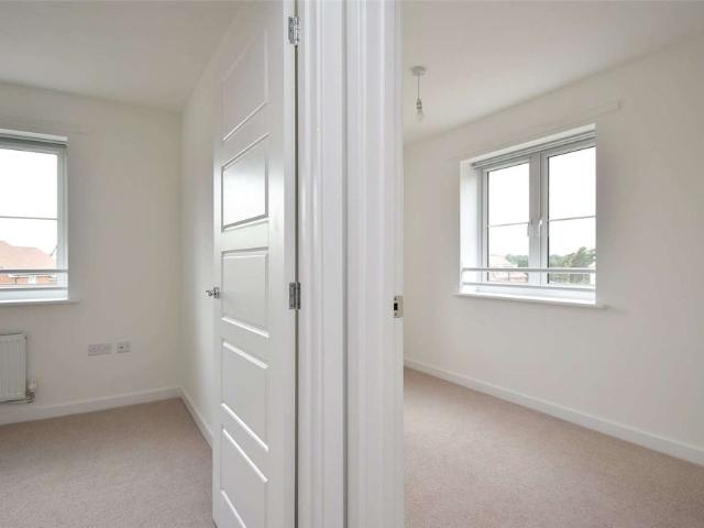 Apartment for rent in Broadwater Down, Sandown Park