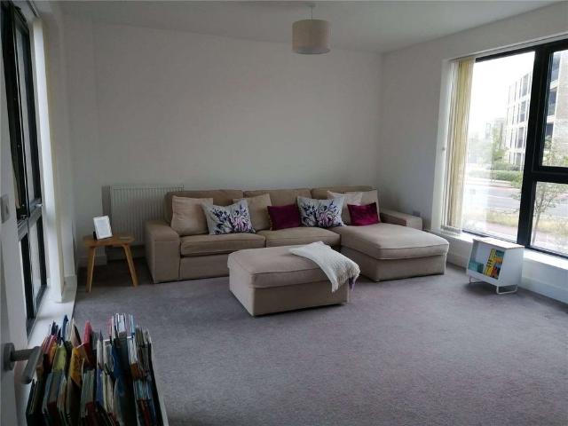 Townhouse for rent in Arbury, Cambridgeshire
