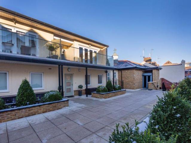 House for rent in Eton, Isle Of Man