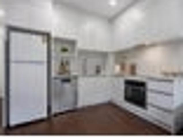 Townhouse for sale in Ōpaheke, Papakura