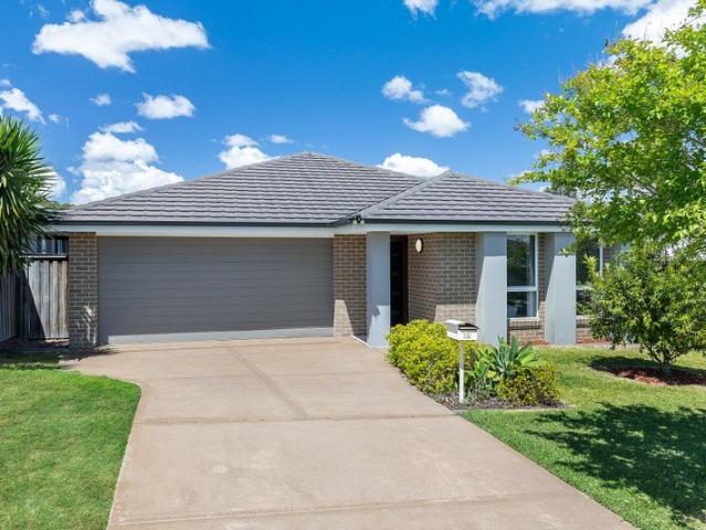 House for sale in Chisholm, Newcastle-Maitland