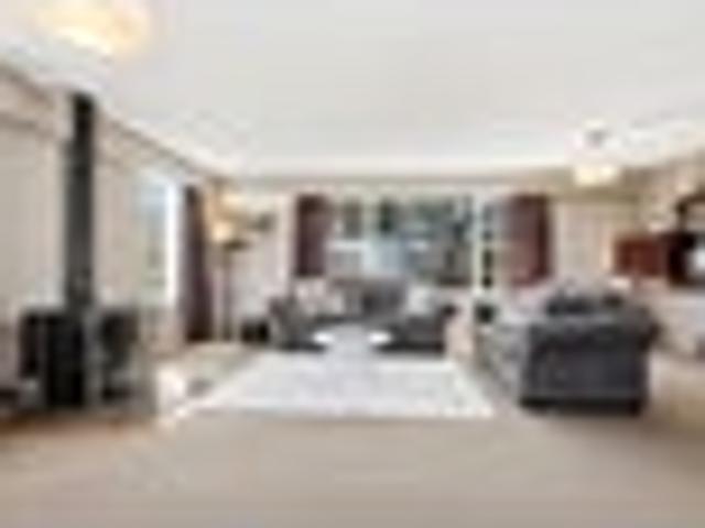 House for sale in Otakou