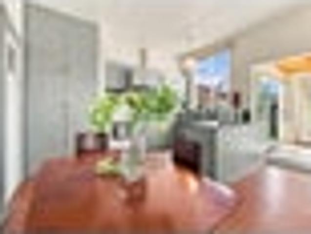 House for sale in Otakou