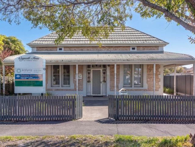 Office for sale in Victor Harbor, South Australia